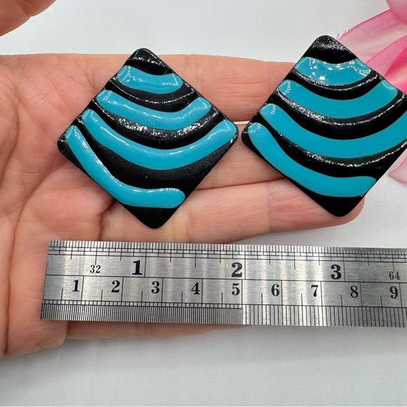 Huge 80s Retro Diamond Clip On Earrings Metallic Enamel Black Blue Statement Fun - Picture 6 of 8
